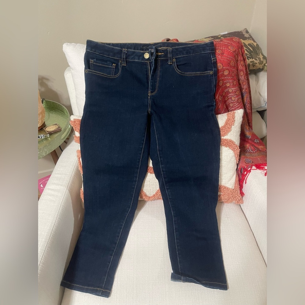 Michael Kors Dark Blue Denim Capri Pants.